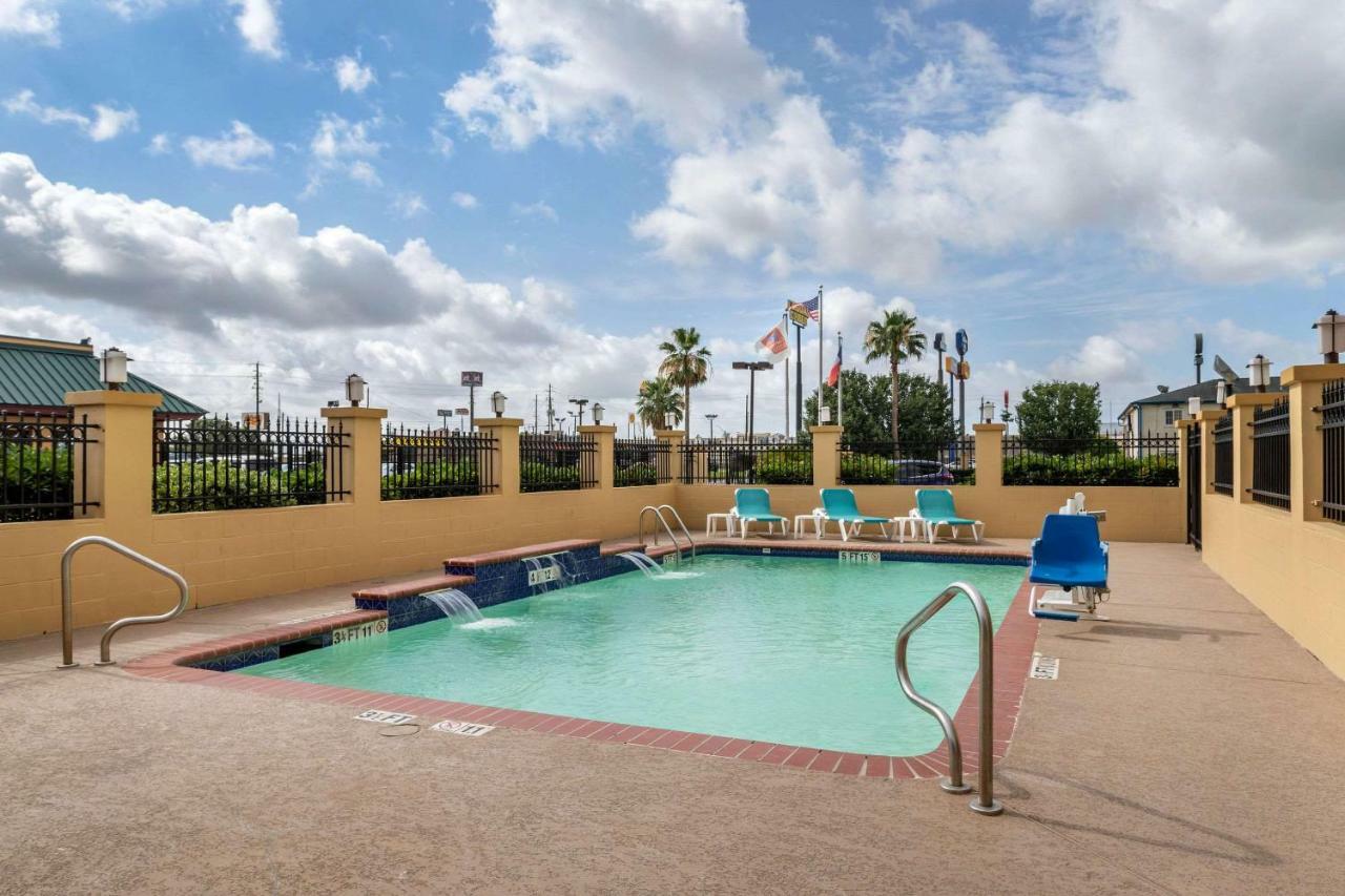 Comfort Suites Baytown I - 10 Exterior photo